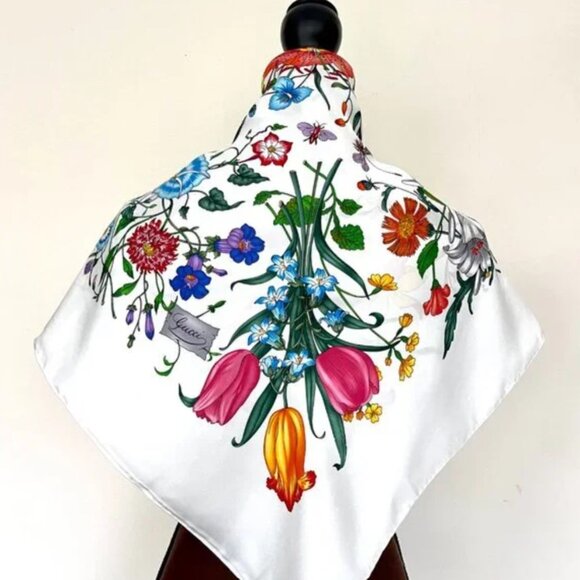 GUCCI SILK SCARF FLOWER PRINT GG LOGO FLORAL WHITE MULTICOLOR WRAP - Picture 10 of 11